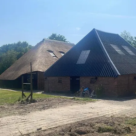 Holiday home Tiny House Aqualinde Breda